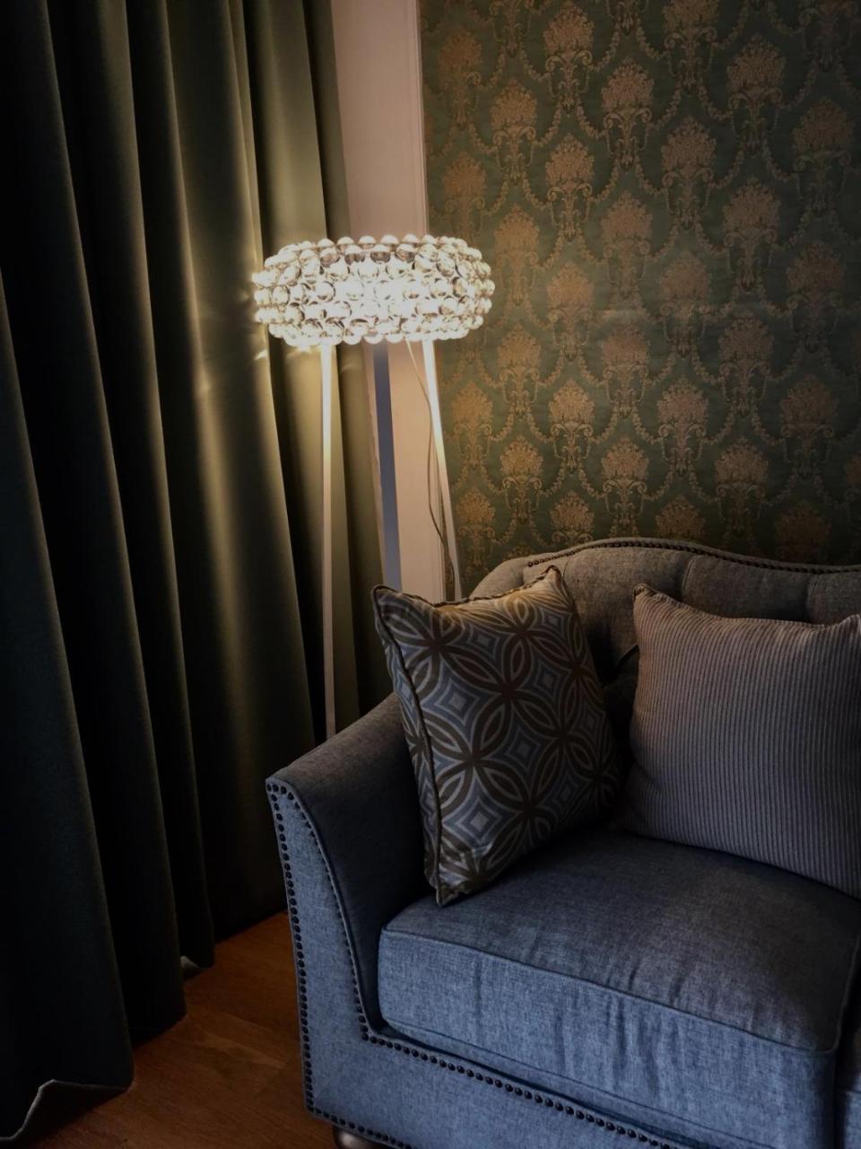 Flori De Iulie Apartamente Brassó Kültér fotó