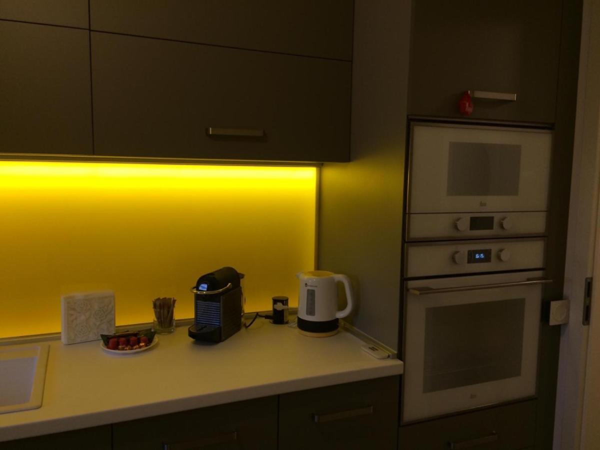 Flori De Iulie Apartamente Brassó Kültér fotó